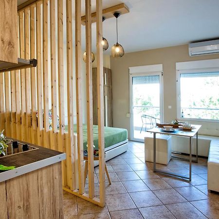 Golden Suites Ofrínion المظهر الخارجي الصورة