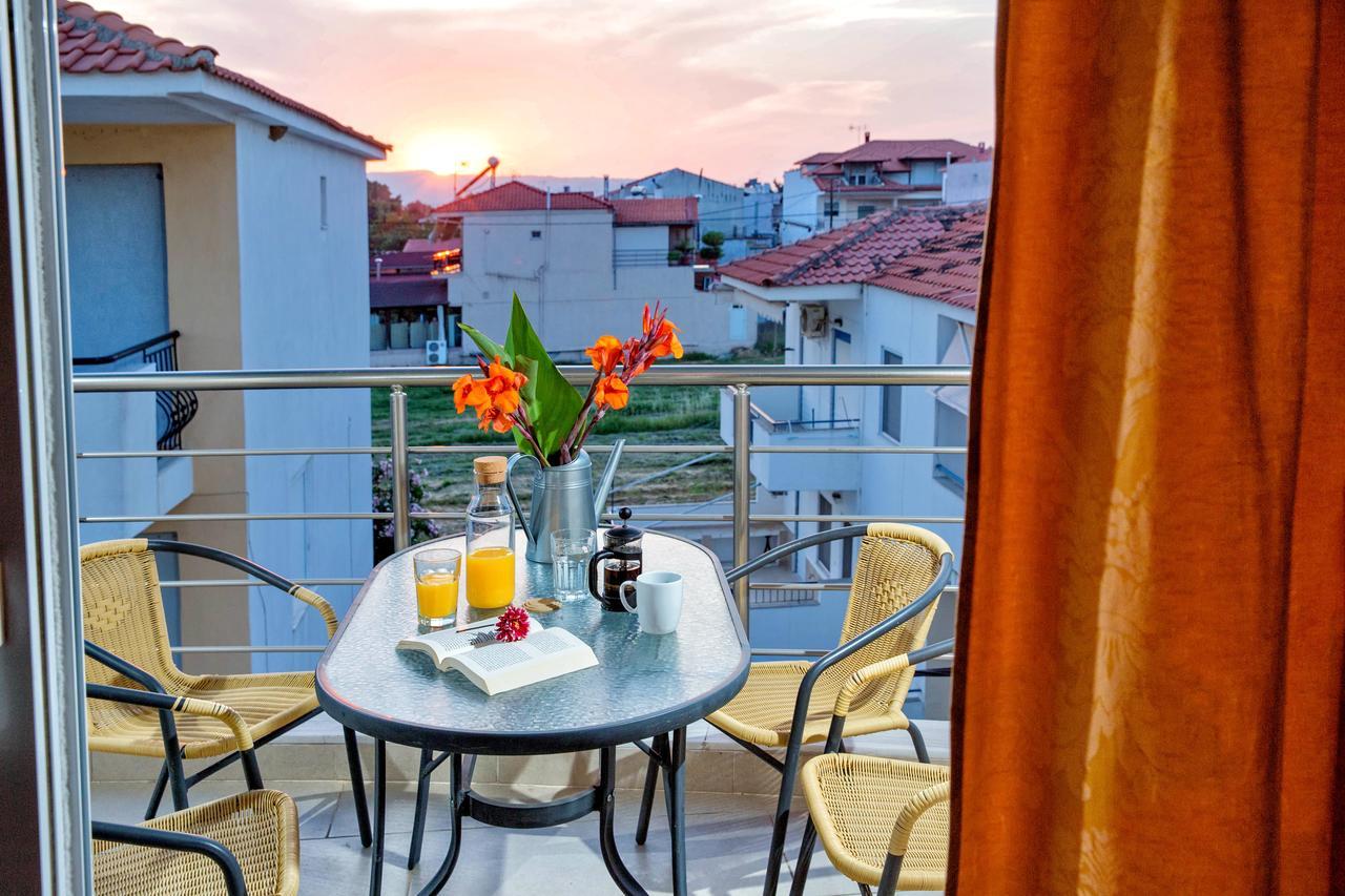 Golden Suites Ofrínion المظهر الخارجي الصورة