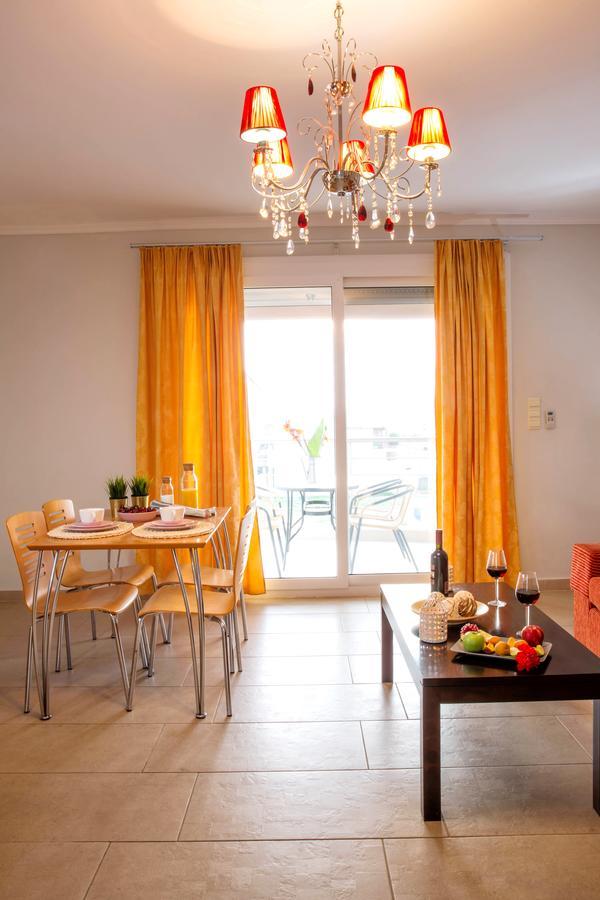 Golden Suites Ofrínion المظهر الخارجي الصورة