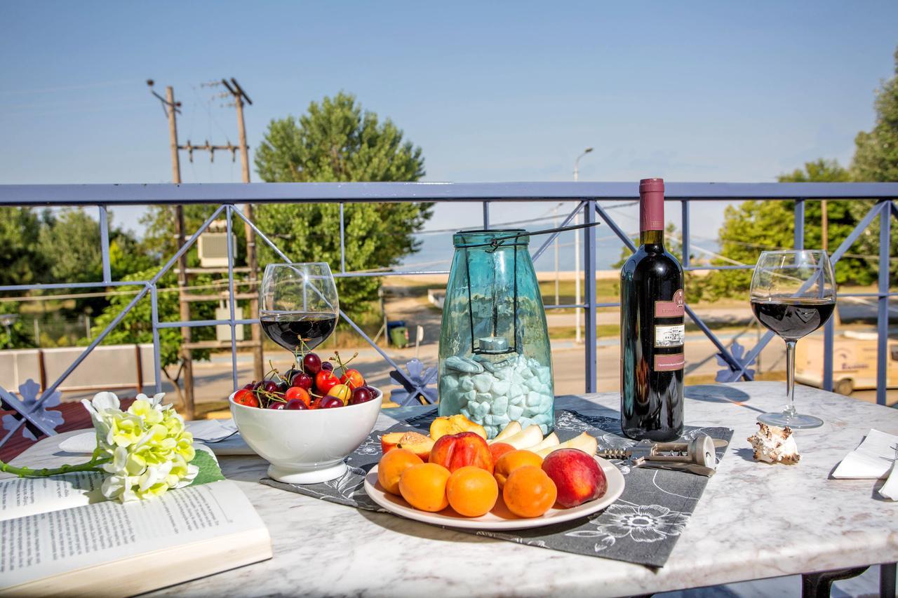 Golden Suites Ofrínion المظهر الخارجي الصورة