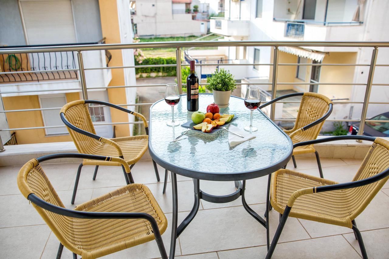 Golden Suites Ofrínion المظهر الخارجي الصورة