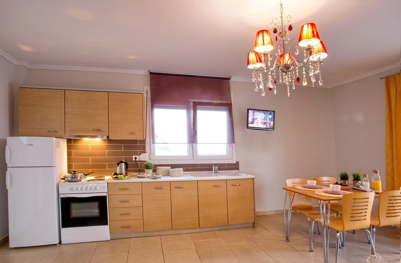 Golden Suites Ofrínion المظهر الخارجي الصورة