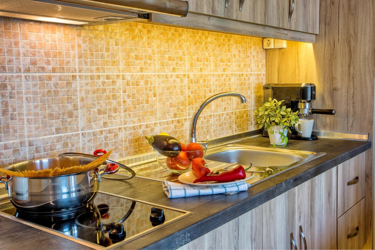 Golden Suites Ofrínion المظهر الخارجي الصورة