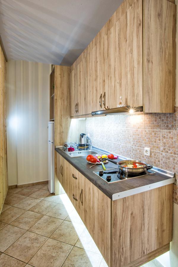 Golden Suites Ofrínion المظهر الخارجي الصورة