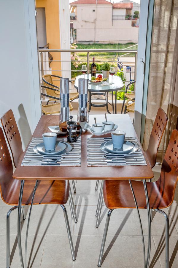 Golden Suites Ofrínion المظهر الخارجي الصورة