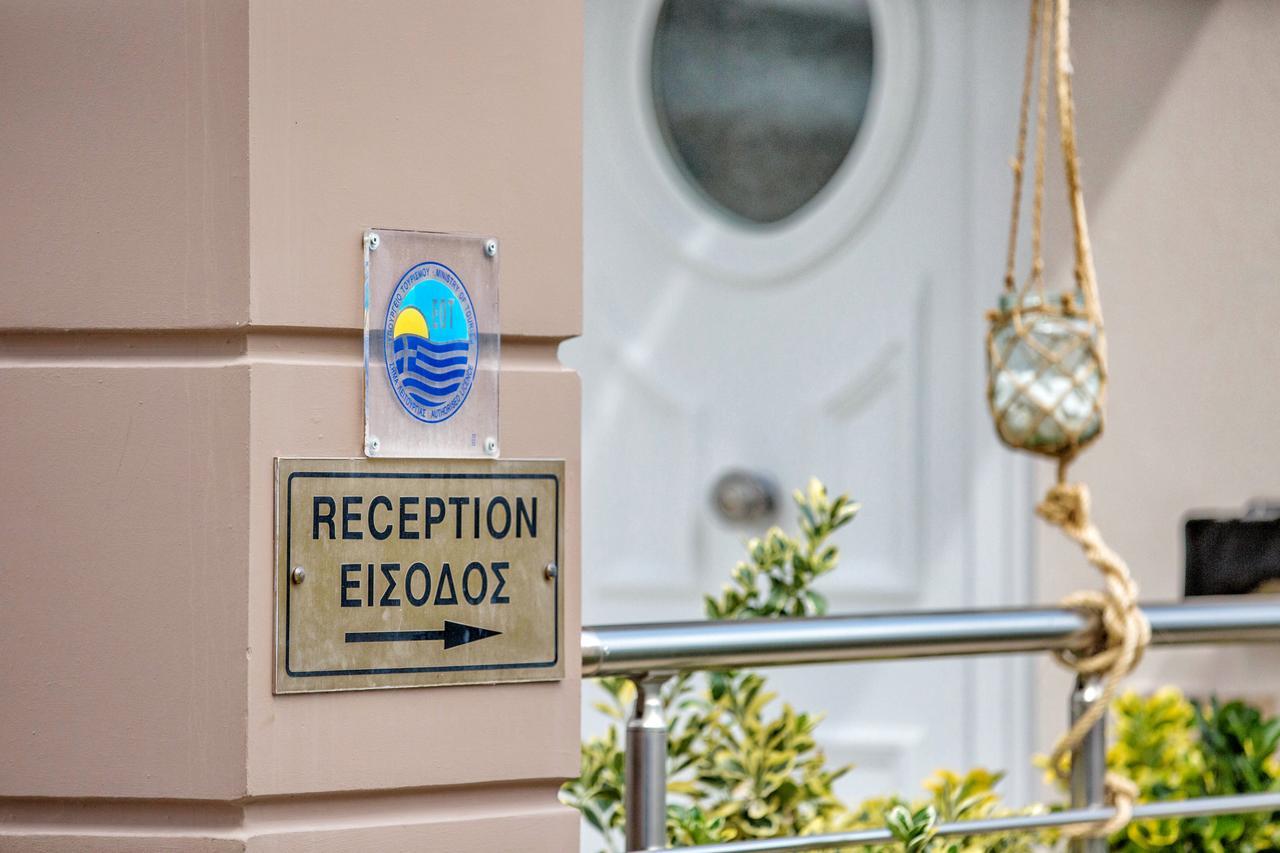 Golden Suites Ofrínion المظهر الخارجي الصورة