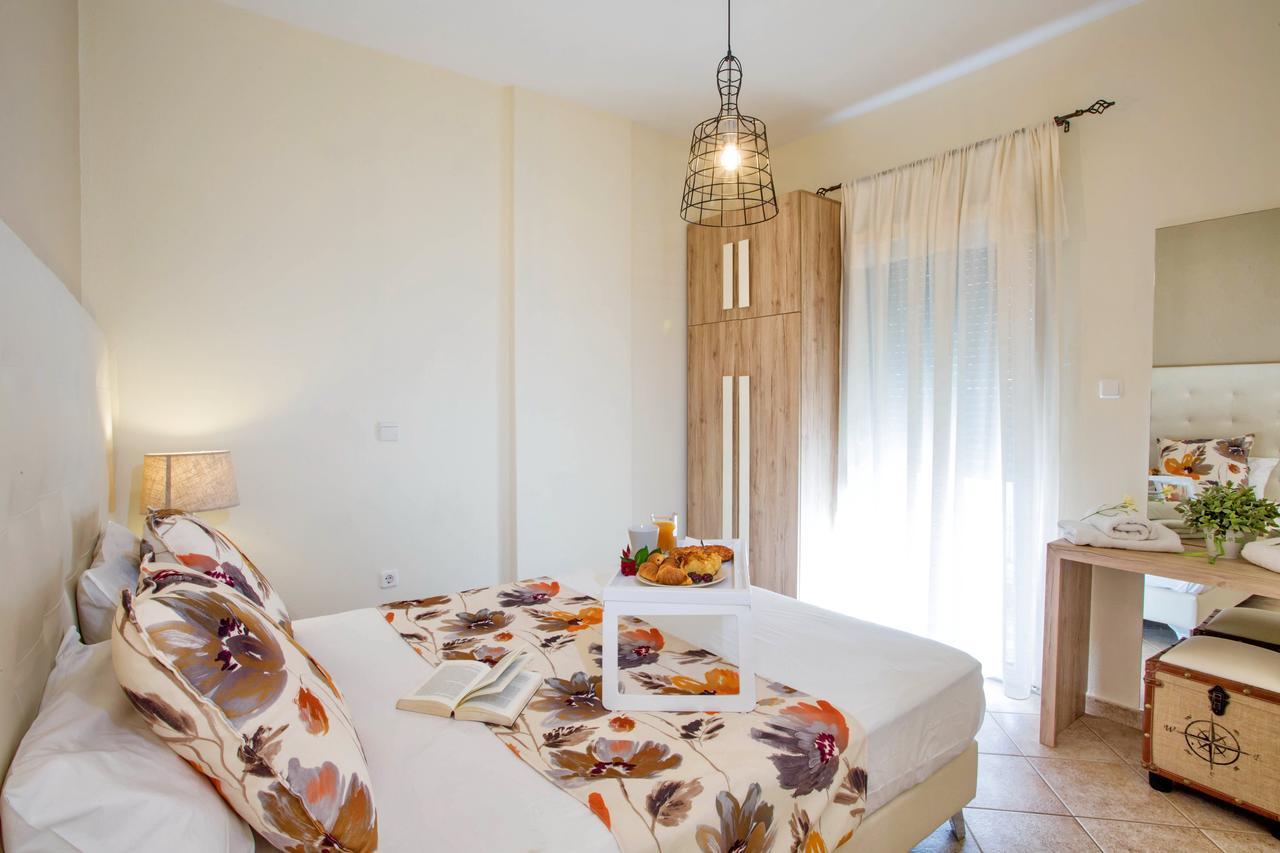 Golden Suites Ofrínion المظهر الخارجي الصورة